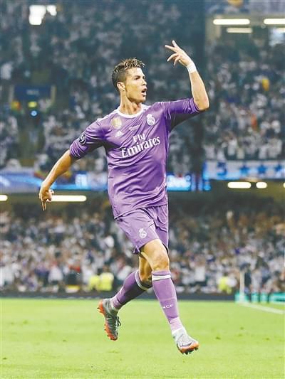 很多专家甚 很多专家甚